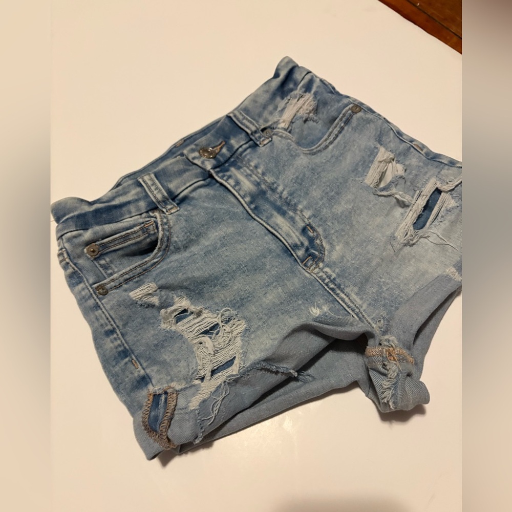 American Eagle Next Level Stretch Distressed Denim Shorts – Women’s Size